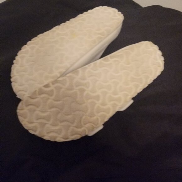 White Birkenstock EVA Slide Sandal Women's size 40 - Picture 5 of 6